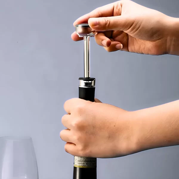 Kit Para Vinho Com Bico Aerador e Rolha Tampa a Vácuo - Image 4