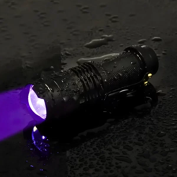 Lanterna Recarregável Luz Negra Uv Resistente A Água - Image 3